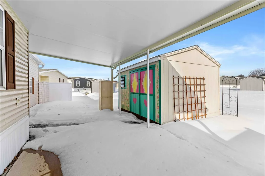 971 Gypsum Mills St Street 441, Victor, New York 1, Victor, New York 14564, 3 Bedrooms Bedrooms, 7 Rooms Rooms,2 BathroomsBathrooms,Residential,Closed,971 Gypsum Mills St Street 441, Victor, New York 1,0,R1658900