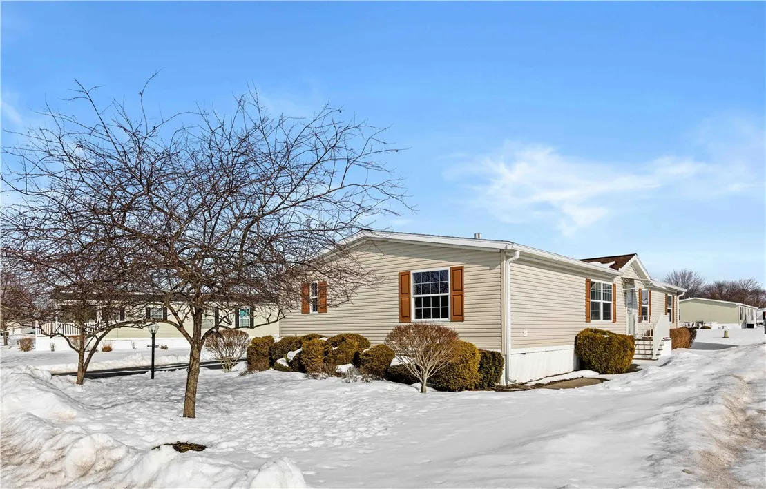 971 Gypsum Mills St Street 441, Victor, New York 1, Victor, New York 14564, 3 Bedrooms Bedrooms, 7 Rooms Rooms,2 BathroomsBathrooms,Residential,Closed,971 Gypsum Mills St Street 441, Victor, New York 1,0,R1658900