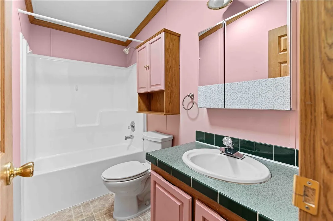 971 Gypsum Mills St Street 441, Victor, New York 1, Victor, New York 14564, 3 Bedrooms Bedrooms, 7 Rooms Rooms,2 BathroomsBathrooms,Residential,Closed,971 Gypsum Mills St Street 441, Victor, New York 1,0,R1658900