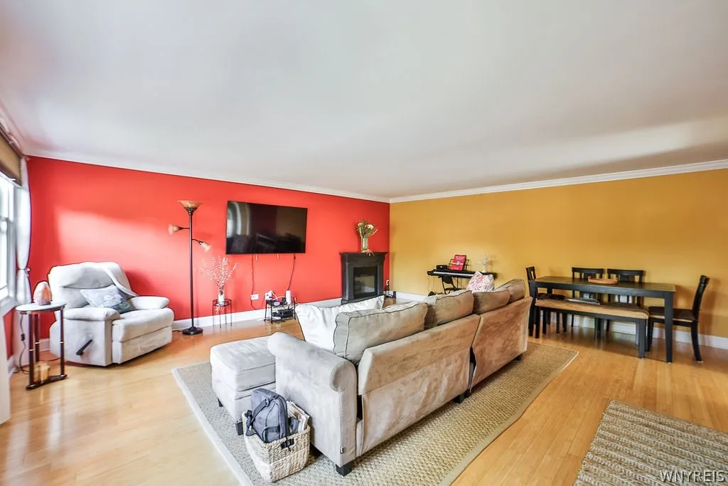 32 Bernhardt Drive 10, Amherst, New York 14226, Amherst, New York 14226, 2 Bedrooms Bedrooms, 5 Rooms Rooms,1 BathroomBathrooms,Residential Lease,For Rent,32 Bernhardt Drive 10, Amherst, New York 14226,0,B1663440