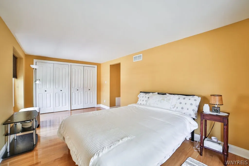 32 Bernhardt Drive 10, Amherst, New York 14226, Amherst, New York 14226, 2 Bedrooms Bedrooms, 5 Rooms Rooms,1 BathroomBathrooms,Residential Lease,For Rent,32 Bernhardt Drive 10, Amherst, New York 14226,0,B1663440
