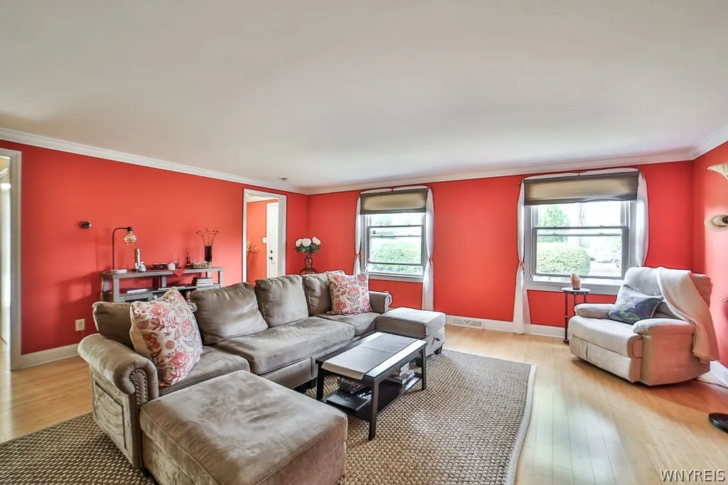 32 Bernhardt Drive 10, Amherst, New York 14226, Amherst, New York 14226, 2 Bedrooms Bedrooms, 5 Rooms Rooms,1 BathroomBathrooms,Residential Lease,For Rent,32 Bernhardt Drive 10, Amherst, New York 14226,0,B1663440