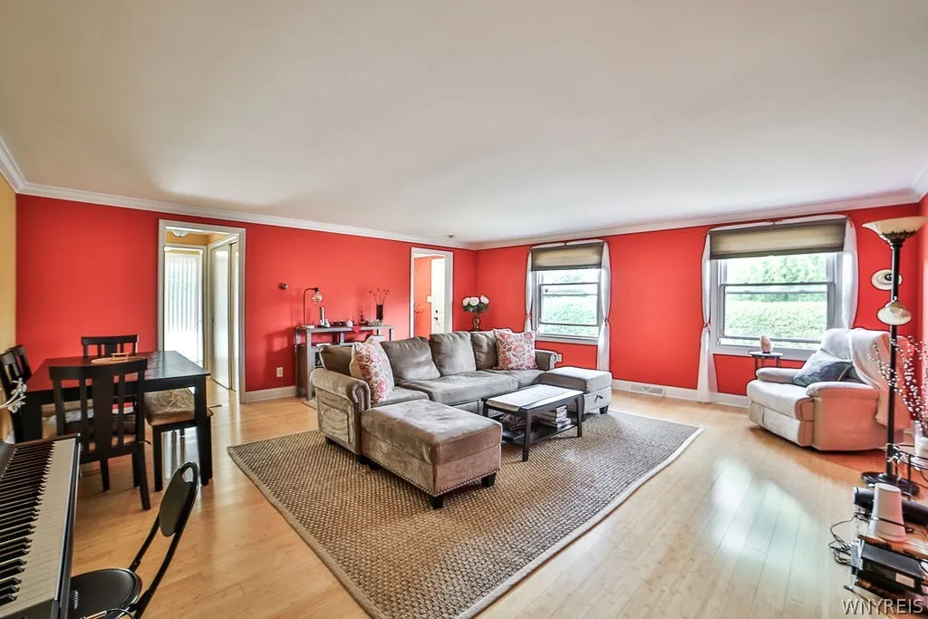 32 Bernhardt Drive 10, Amherst, New York 14226, Amherst, New York 14226, 2 Bedrooms Bedrooms, 5 Rooms Rooms,1 BathroomBathrooms,Residential Lease,For Rent,32 Bernhardt Drive 10, Amherst, New York 14226,0,B1663440