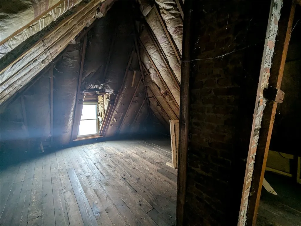 88 Monica Street, Rochester, New York 14619, Rochester, New York 14619, 4 Bedrooms Bedrooms, 5 Rooms Rooms,1 BathroomBathrooms,Residential,For Sale,88 Monica Street, Rochester, New York 14619,0,R1662418