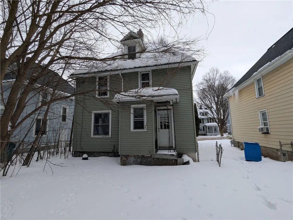 88 Monica Street, Rochester, New York 14619, Rochester, New York 14619, 4 Bedrooms Bedrooms, 5 Rooms Rooms,1 BathroomBathrooms,Residential,For Sale,88 Monica Street, Rochester, New York 14619,0,R1662418