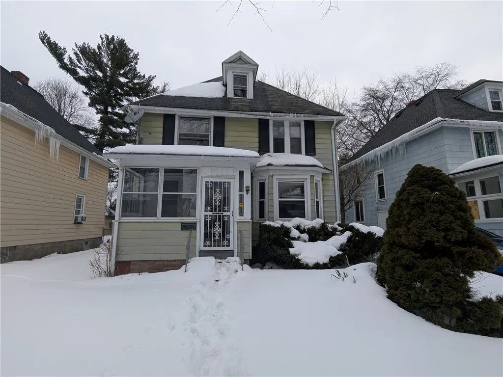 88 Monica Street, Rochester, New York 14619, Rochester, New York 14619, 4 Bedrooms Bedrooms, 5 Rooms Rooms,1 BathroomBathrooms,Residential,For Sale,88 Monica Street, Rochester, New York 14619,0,R1662418
