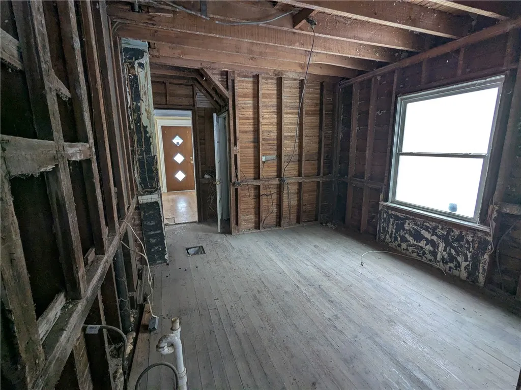 88 Monica Street, Rochester, New York 14619, Rochester, New York 14619, 4 Bedrooms Bedrooms, 5 Rooms Rooms,1 BathroomBathrooms,Residential,For Sale,88 Monica Street, Rochester, New York 14619,0,R1662418