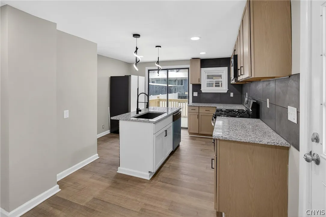 204 East Maple Avenue, East Rochester, New York 14, East Rochester, New York 14445, 2 Bedrooms Bedrooms, 3 Rooms Rooms,1 BathroomBathrooms,Residential,For Sale,204 East Maple Avenue, East Rochester, New York 14,0,S1663477