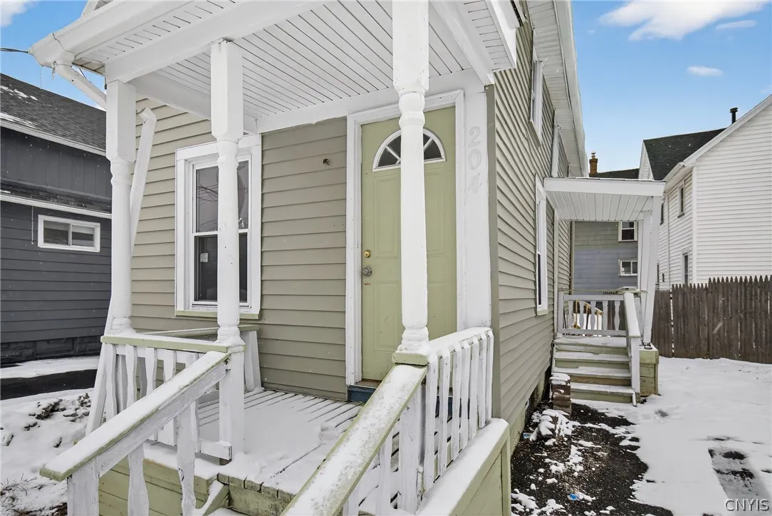 204 East Maple Avenue, East Rochester, New York 14, East Rochester, New York 14445, 2 Bedrooms Bedrooms, 3 Rooms Rooms,1 BathroomBathrooms,Residential,For Sale,204 East Maple Avenue, East Rochester, New York 14,0,S1663477