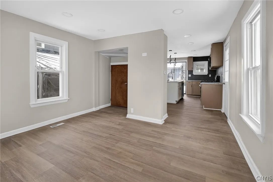 204 East Maple Avenue, East Rochester, New York 14, East Rochester, New York 14445, 2 Bedrooms Bedrooms, 3 Rooms Rooms,1 BathroomBathrooms,Residential,For Sale,204 East Maple Avenue, East Rochester, New York 14,0,S1663477