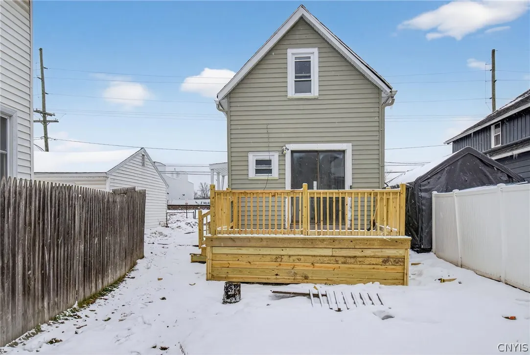 204 East Maple Avenue, East Rochester, New York 14, East Rochester, New York 14445, 2 Bedrooms Bedrooms, 3 Rooms Rooms,1 BathroomBathrooms,Residential,For Sale,204 East Maple Avenue, East Rochester, New York 14,0,S1663477
