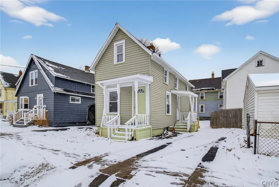 204 East Maple Avenue, East Rochester, New York 14, East Rochester, New York 14445, 2 Bedrooms Bedrooms, 3 Rooms Rooms,1 BathroomBathrooms,Residential,For Sale,204 East Maple Avenue, East Rochester, New York 14,0,S1663477