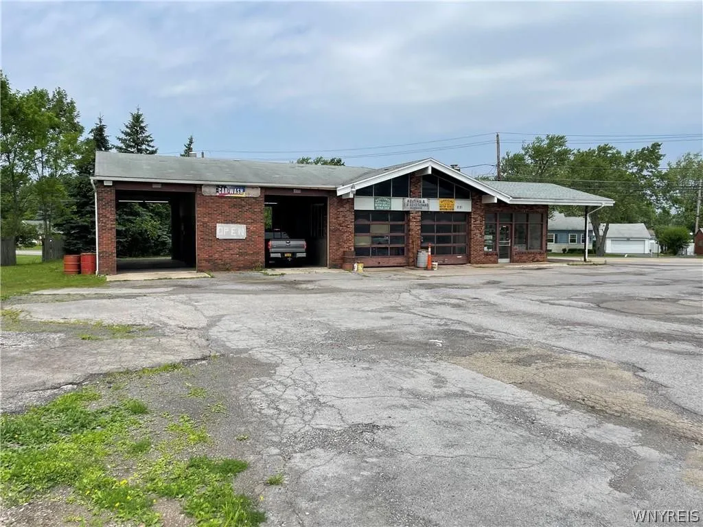 3020 Southwestern Boulevard, Orchard Park, New Yor, Orchard Park, New York 14127, ,Commercial Sale,For Sale,3020 Southwestern Boulevard, Orchard Park, New Yor,0,B1664046