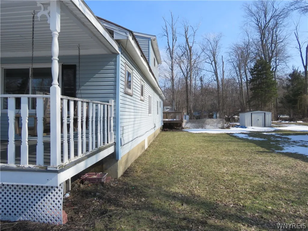 Side Yard & Extra Lot Space