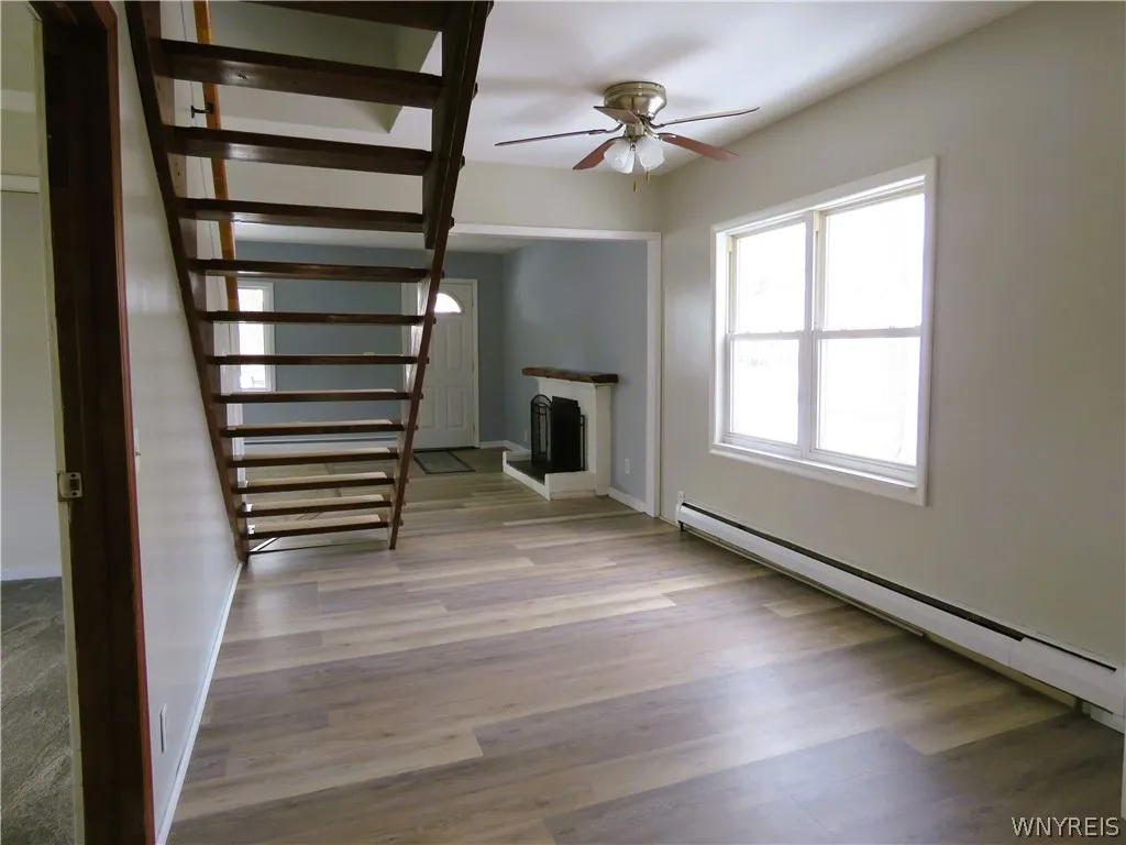 11x9 Dining Area