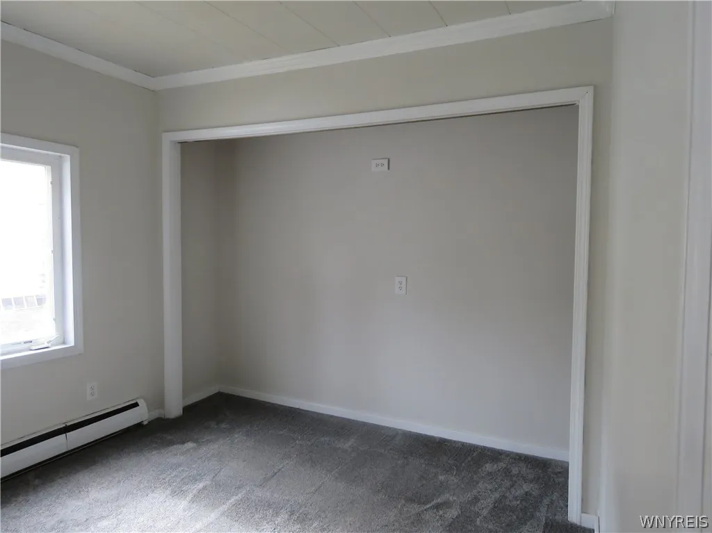 9x10 1st Fl Bedroom