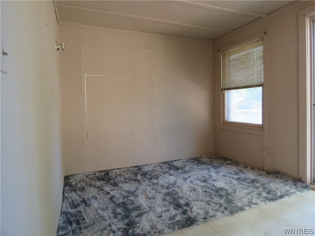 12x9 Bedroom - Garage Apt