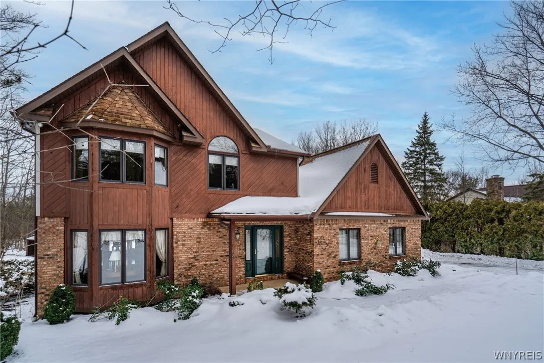 5194 South Freeman Road, Orchard Park, New York 14, Orchard Park, New York 14127, 3 Bedrooms Bedrooms, 8 Rooms Rooms,3 BathroomsBathrooms,Residential,For Sale,5194 South Freeman Road, Orchard Park, New York 14,0,B1664027