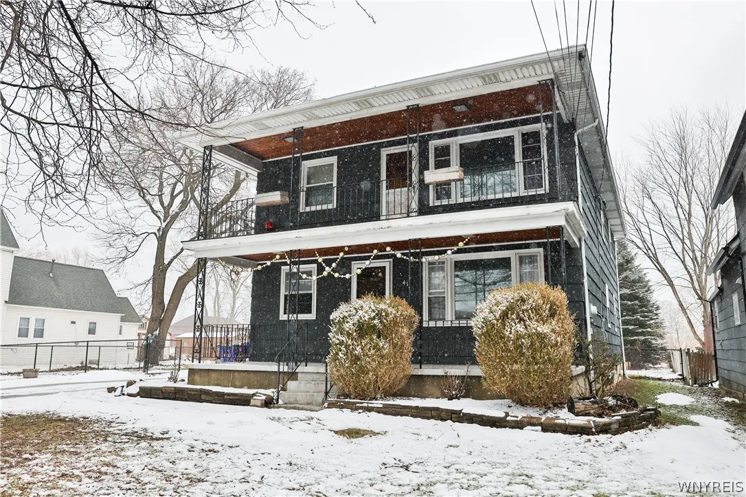 41 Aurora Avenue, West Seneca, New York 14224, West Seneca, New York 14224, 6 Bedroom Bedrooms, ,2 BathroomBathrooms,Residential,Closed,41 Aurora Avenue, West Seneca, New York 14224,0,B1663074