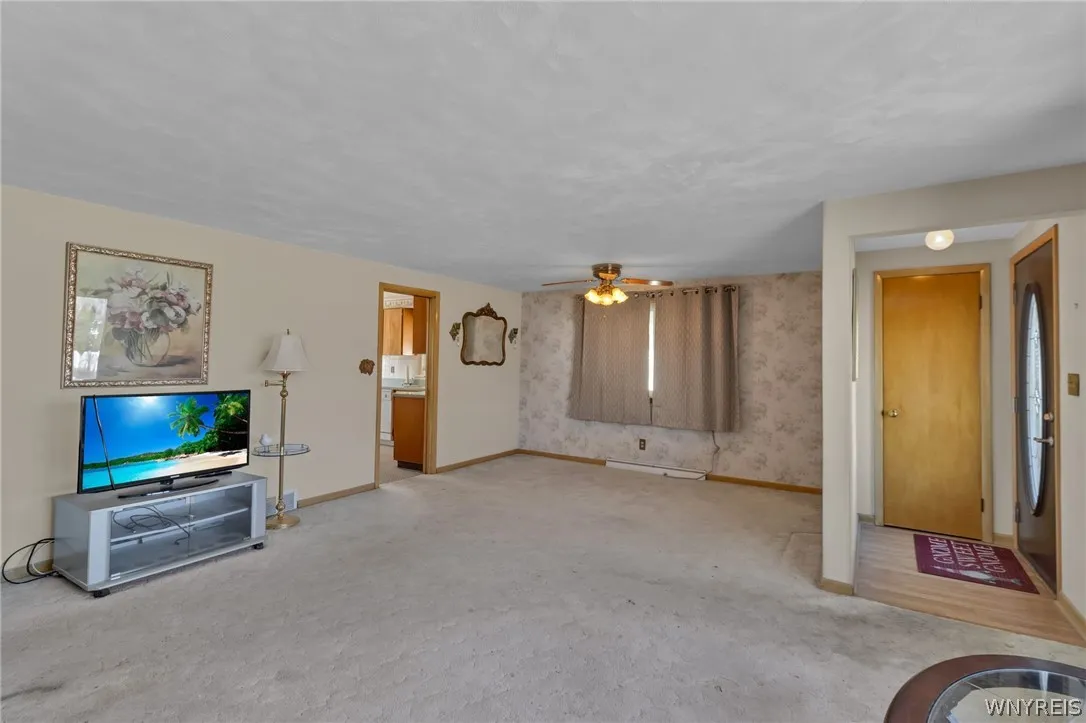 29 Danebrock Drive, Amherst, New York 14226, Amherst, New York 14226, 3 Bedrooms Bedrooms, 5 Rooms Rooms,2 BathroomsBathrooms,Residential,For Sale,29 Danebrock Drive, Amherst, New York 14226,0,B1664397