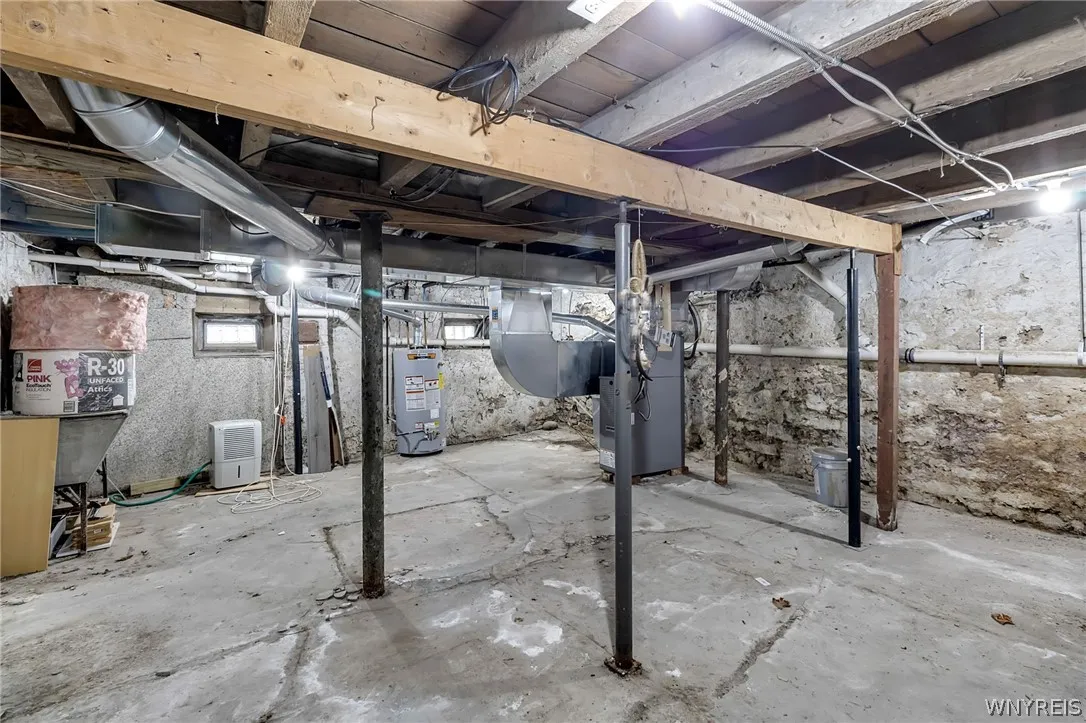 196 Mill Street, Amherst, New York 14221, Amherst, New York 14221, 3 Bedrooms Bedrooms, 7 Rooms Rooms,2 BathroomsBathrooms,Residential,For Sale,196 Mill Street, Amherst, New York 14221,0,B1664635