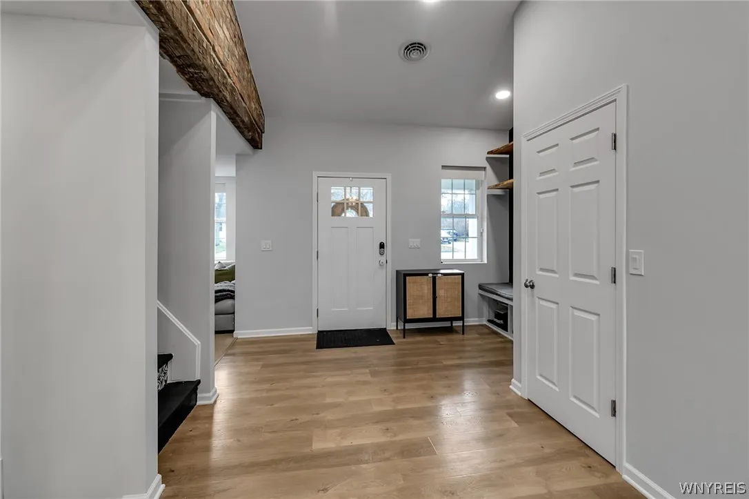 196 Mill Street, Amherst, New York 14221, Amherst, New York 14221, 3 Bedrooms Bedrooms, 7 Rooms Rooms,2 BathroomsBathrooms,Residential,For Sale,196 Mill Street, Amherst, New York 14221,0,B1664635