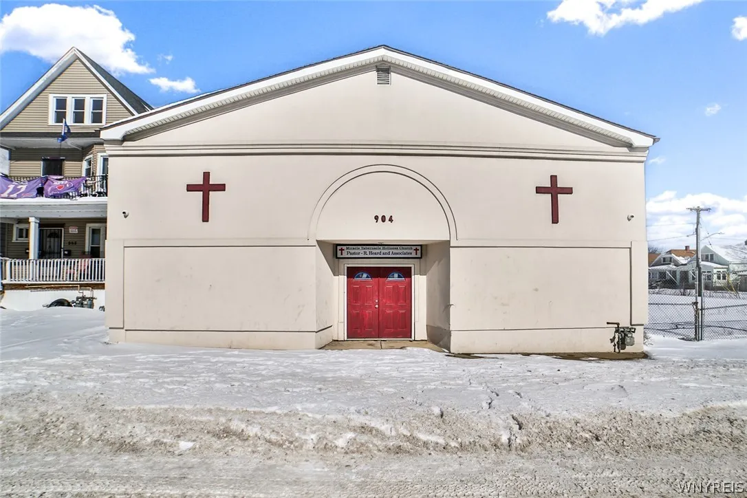 902 East Delavan Avenue, Buffalo, New York 14215, Buffalo, New York 14215, ,Commercial Sale,For Sale,902 East Delavan Avenue, Buffalo, New York 14215,0,B1664388