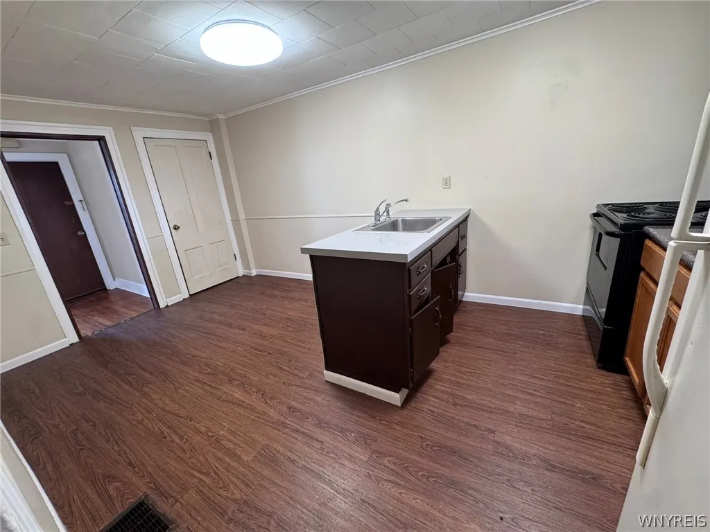 10761 Main Street 2, Clarence, New York 14031, Clarence, New York 14031, 1 Bedroom Bedrooms, 4 Rooms Rooms,1 BathroomBathrooms,Residential Lease,For Rent,10761 Main Street 2, Clarence, New York 14031,0,B1664831