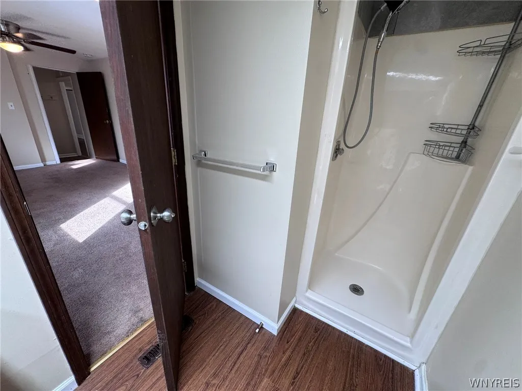 10761 Main Street 2, Clarence, New York 14031, Clarence, New York 14031, 1 Bedroom Bedrooms, 4 Rooms Rooms,1 BathroomBathrooms,Residential Lease,For Rent,10761 Main Street 2, Clarence, New York 14031,0,B1664831