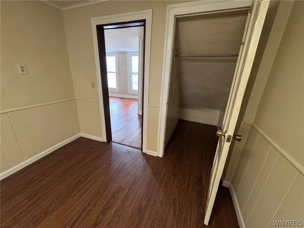 10761 Main Street 2, Clarence, New York 14031, Clarence, New York 14031, 1 Bedroom Bedrooms, 4 Rooms Rooms,1 BathroomBathrooms,Residential Lease,For Rent,10761 Main Street 2, Clarence, New York 14031,0,B1664831