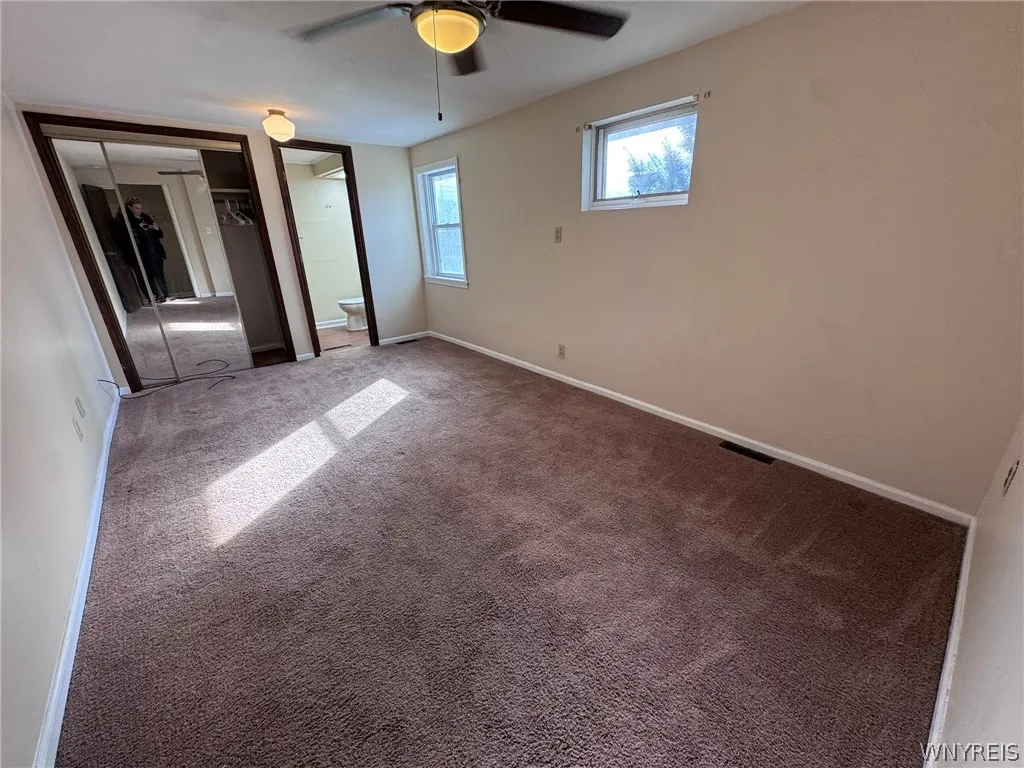 10761 Main Street 2, Clarence, New York 14031, Clarence, New York 14031, 1 Bedroom Bedrooms, 4 Rooms Rooms,1 BathroomBathrooms,Residential Lease,For Rent,10761 Main Street 2, Clarence, New York 14031,0,B1664831
