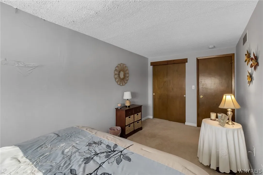 208 Harrogate, Amherst, New York 14221, Amherst, New York 14221, 3 Bedrooms Bedrooms, 8 Rooms Rooms,2 BathroomsBathrooms,Residential,For Sale,208 Harrogate, Amherst, New York 14221,0,B1662656