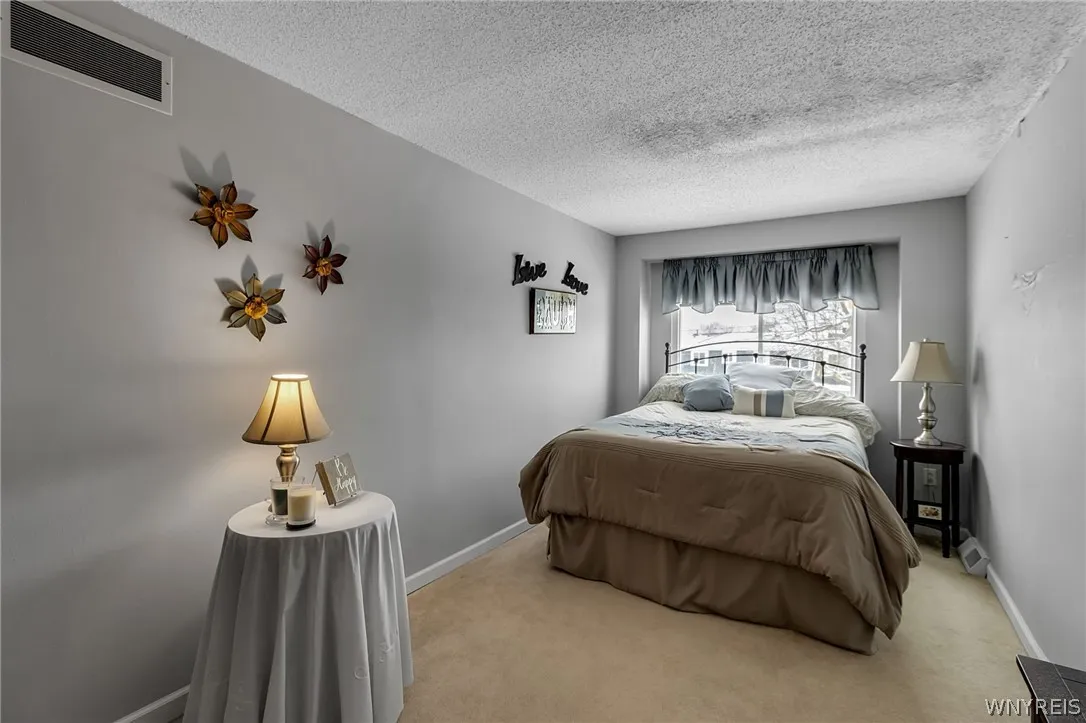 208 Harrogate, Amherst, New York 14221, Amherst, New York 14221, 3 Bedrooms Bedrooms, 8 Rooms Rooms,2 BathroomsBathrooms,Residential,For Sale,208 Harrogate, Amherst, New York 14221,0,B1662656