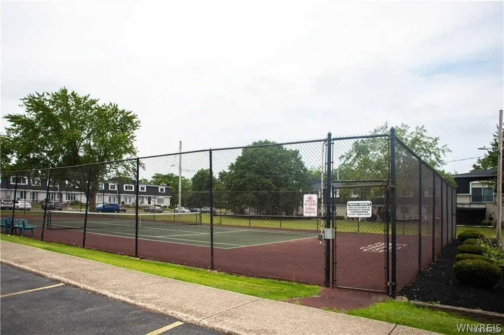 TENNIS/PICKLEBALL