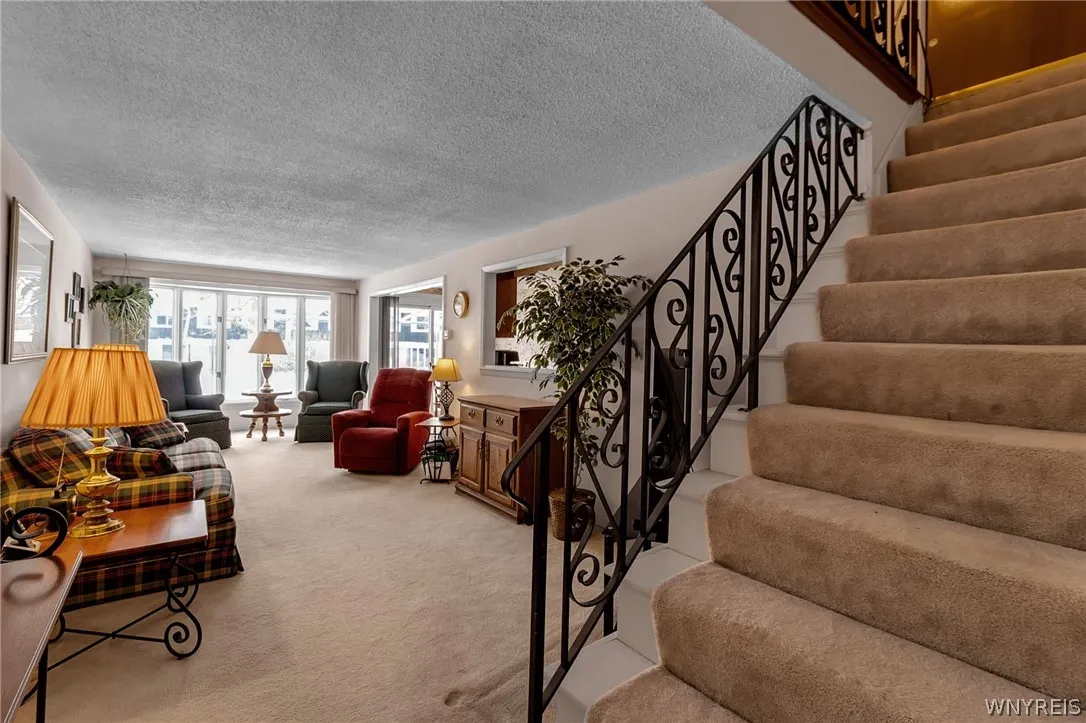 208 Harrogate, Amherst, New York 14221, Amherst, New York 14221, 3 Bedrooms Bedrooms, 8 Rooms Rooms,2 BathroomsBathrooms,Residential,For Sale,208 Harrogate, Amherst, New York 14221,0,B1662656