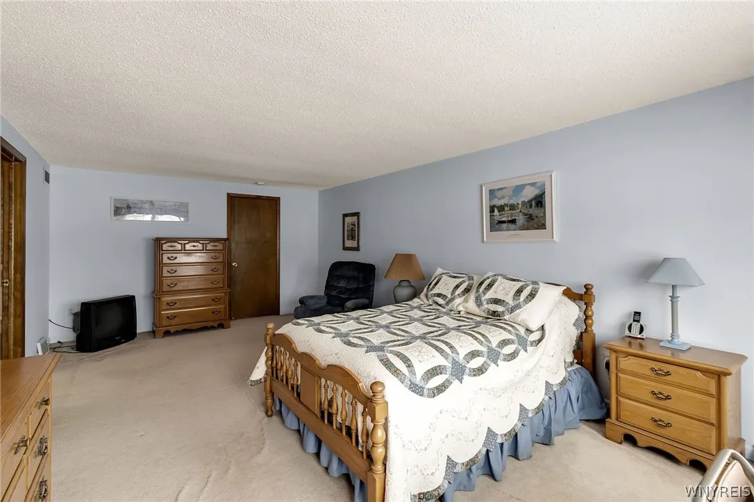 208 Harrogate, Amherst, New York 14221, Amherst, New York 14221, 3 Bedrooms Bedrooms, 8 Rooms Rooms,2 BathroomsBathrooms,Residential,For Sale,208 Harrogate, Amherst, New York 14221,0,B1662656