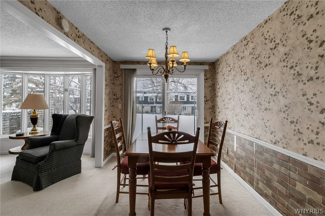 208 Harrogate, Amherst, New York 14221, Amherst, New York 14221, 3 Bedrooms Bedrooms, 8 Rooms Rooms,2 BathroomsBathrooms,Residential,For Sale,208 Harrogate, Amherst, New York 14221,0,B1662656