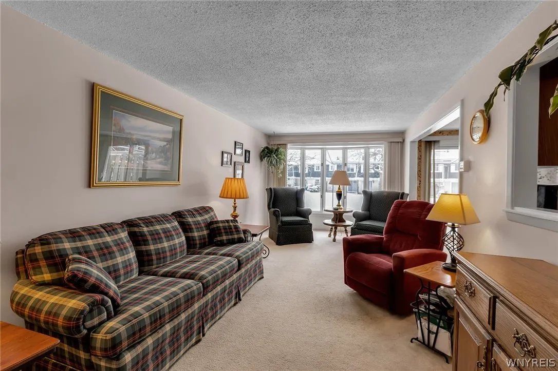 208 Harrogate, Amherst, New York 14221, Amherst, New York 14221, 3 Bedrooms Bedrooms, 8 Rooms Rooms,2 BathroomsBathrooms,Residential,For Sale,208 Harrogate, Amherst, New York 14221,0,B1662656
