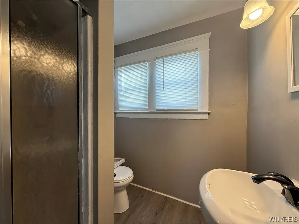 187 Condon Avenue, Buffalo, New York 14207, Buffalo, New York 14207, 3 Bedrooms Bedrooms, 6 Rooms Rooms,1 BathroomBathrooms,Residential,For Sale,187 Condon Avenue, Buffalo, New York 14207,0,B1664412