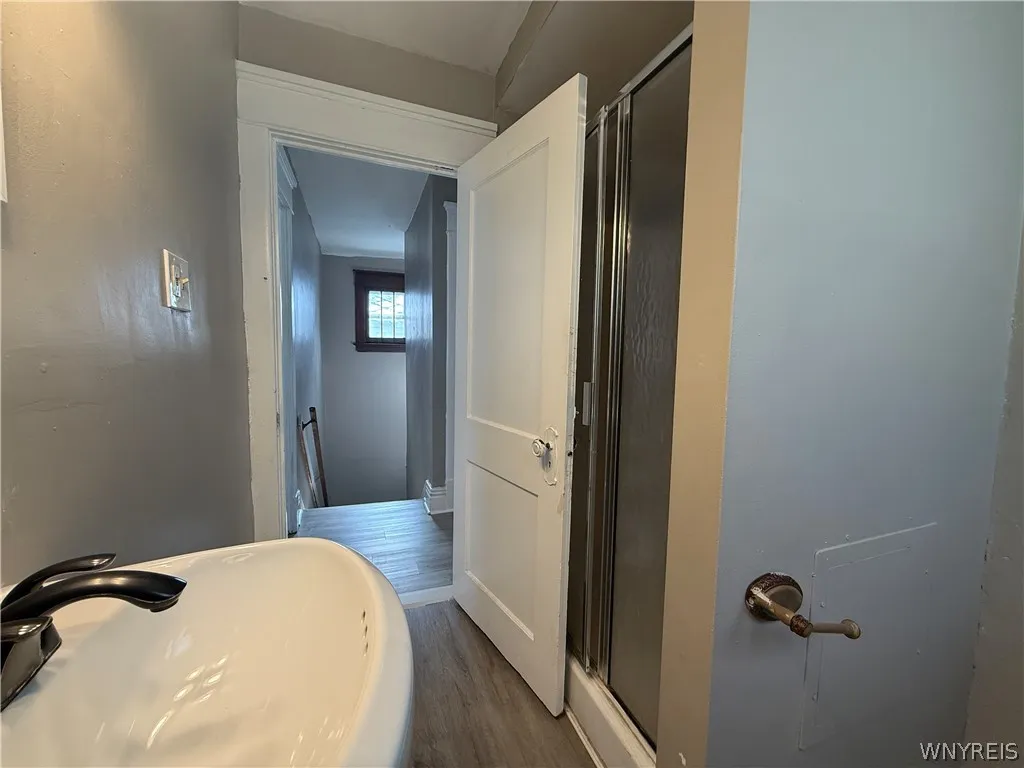 187 Condon Avenue, Buffalo, New York 14207, Buffalo, New York 14207, 3 Bedrooms Bedrooms, 6 Rooms Rooms,1 BathroomBathrooms,Residential,For Sale,187 Condon Avenue, Buffalo, New York 14207,0,B1664412