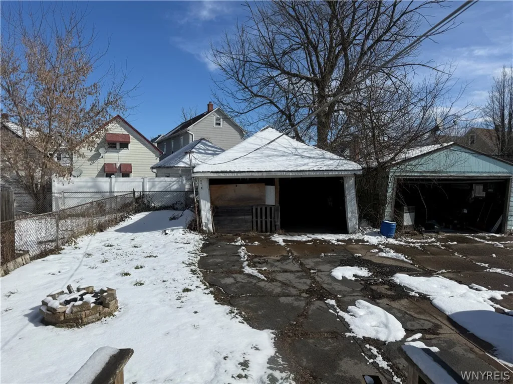 187 Condon Avenue, Buffalo, New York 14207, Buffalo, New York 14207, 3 Bedrooms Bedrooms, 6 Rooms Rooms,1 BathroomBathrooms,Residential,For Sale,187 Condon Avenue, Buffalo, New York 14207,0,B1664412