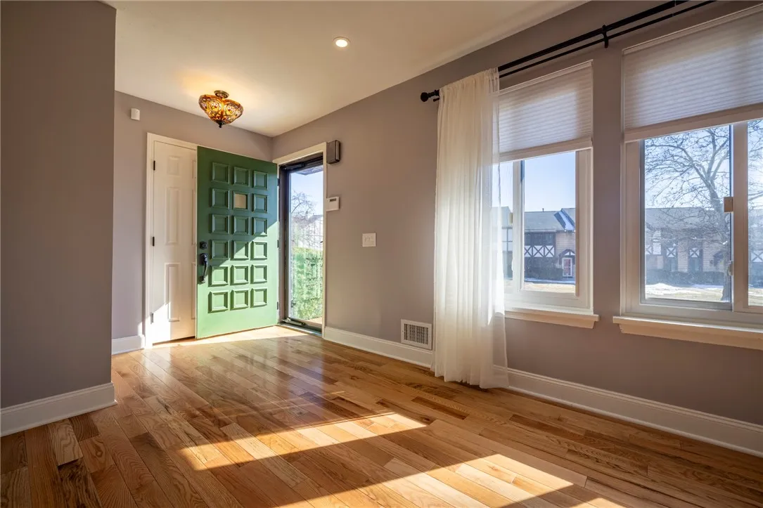169 New Wickham Drive, Penfield, New York 14526, Penfield, New York 14526, 3 Bedrooms Bedrooms, 6 Rooms Rooms,2 BathroomsBathrooms,Residential,Closed,169 New Wickham Drive, Penfield, New York 14526,0,R1664169