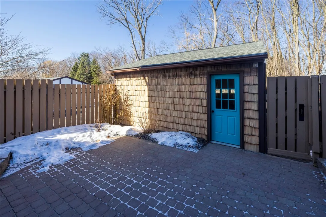 169 New Wickham Drive, Penfield, New York 14526, Penfield, New York 14526, 3 Bedrooms Bedrooms, 6 Rooms Rooms,2 BathroomsBathrooms,Residential,Closed,169 New Wickham Drive, Penfield, New York 14526,0,R1664169