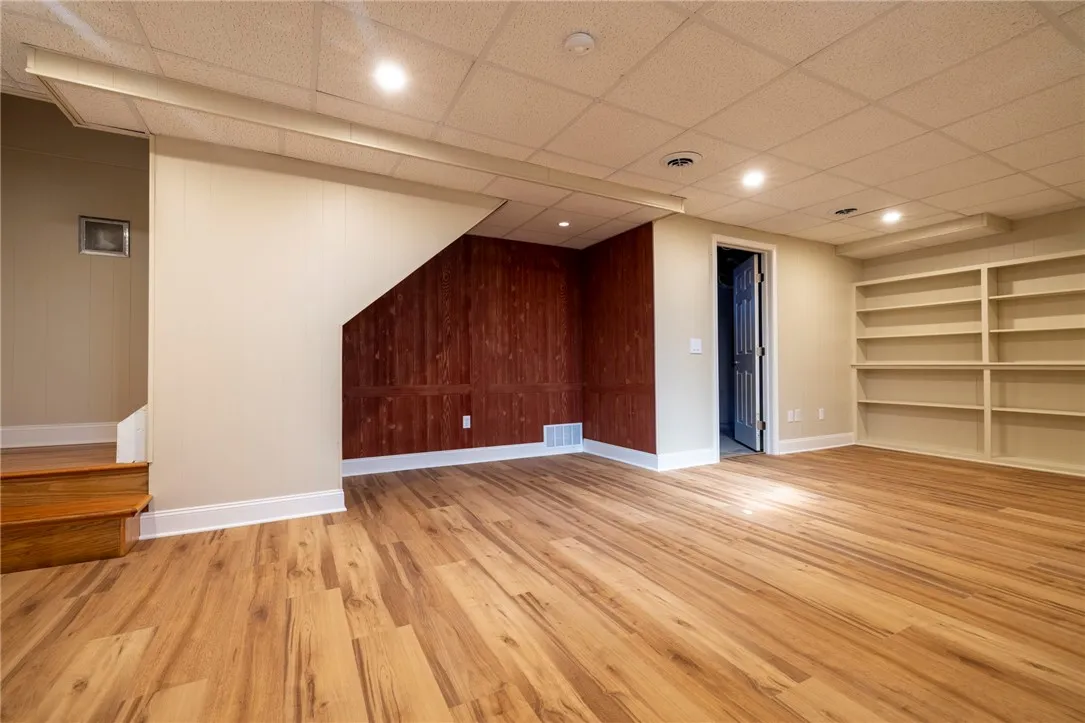 169 New Wickham Drive, Penfield, New York 14526, Penfield, New York 14526, 3 Bedrooms Bedrooms, 6 Rooms Rooms,2 BathroomsBathrooms,Residential,Closed,169 New Wickham Drive, Penfield, New York 14526,0,R1664169