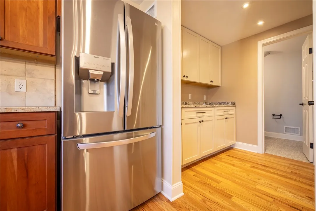 169 New Wickham Drive, Penfield, New York 14526, Penfield, New York 14526, 3 Bedrooms Bedrooms, 6 Rooms Rooms,2 BathroomsBathrooms,Residential,Closed,169 New Wickham Drive, Penfield, New York 14526,0,R1664169