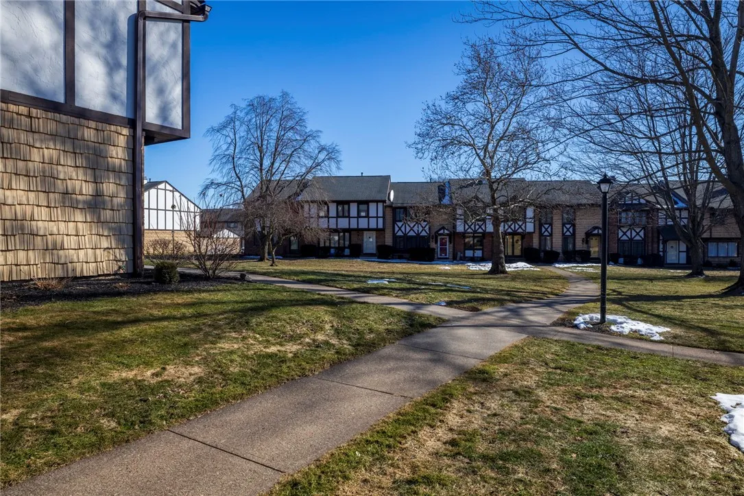 169 New Wickham Drive, Penfield, New York 14526, Penfield, New York 14526, 3 Bedrooms Bedrooms, 6 Rooms Rooms,2 BathroomsBathrooms,Residential,Closed,169 New Wickham Drive, Penfield, New York 14526,0,R1664169