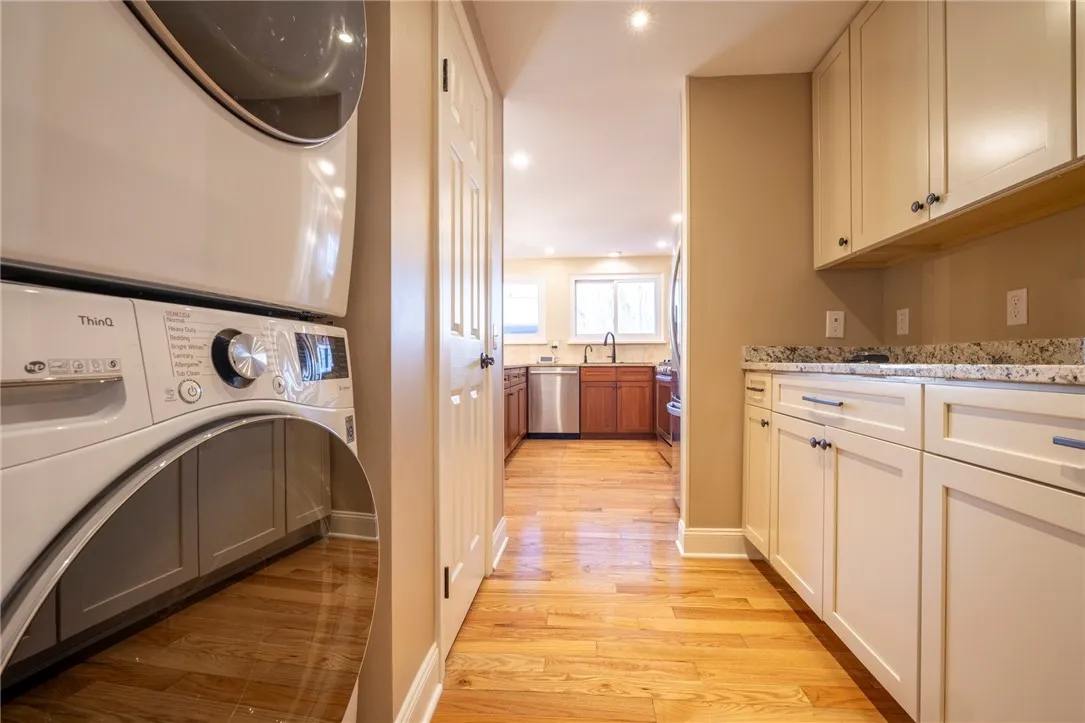 169 New Wickham Drive, Penfield, New York 14526, Penfield, New York 14526, 3 Bedrooms Bedrooms, 6 Rooms Rooms,2 BathroomsBathrooms,Residential,Closed,169 New Wickham Drive, Penfield, New York 14526,0,R1664169