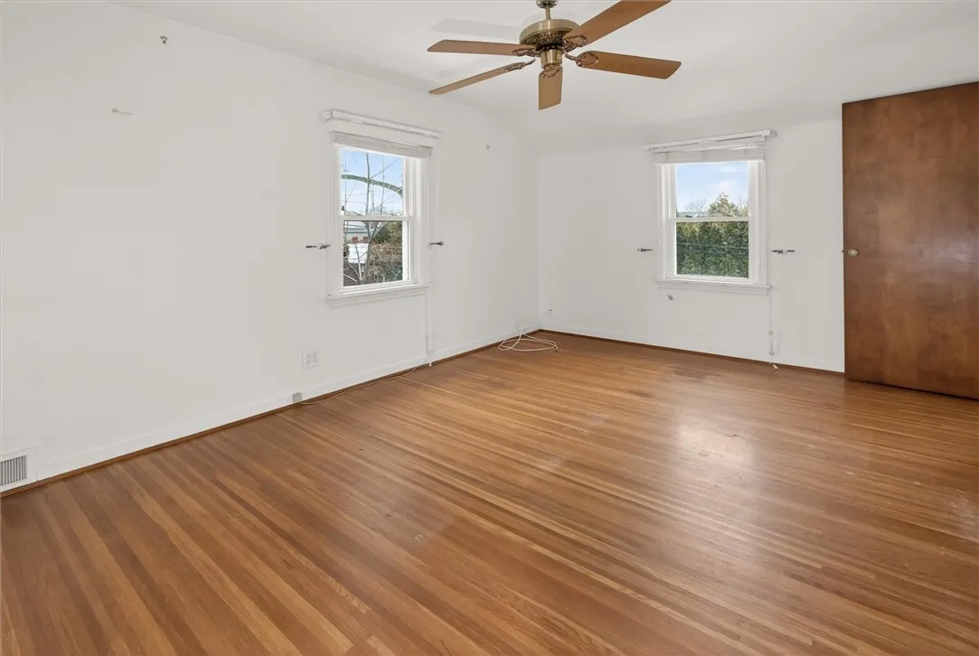 205 Thorncliffe Drive, Irondequoit, New York 14617, Irondequoit, New York 14617, 2 Bedrooms Bedrooms, 8 Rooms Rooms,2 BathroomsBathrooms,Residential,Closed,205 Thorncliffe Drive, Irondequoit, New York 14617,0,R1665007