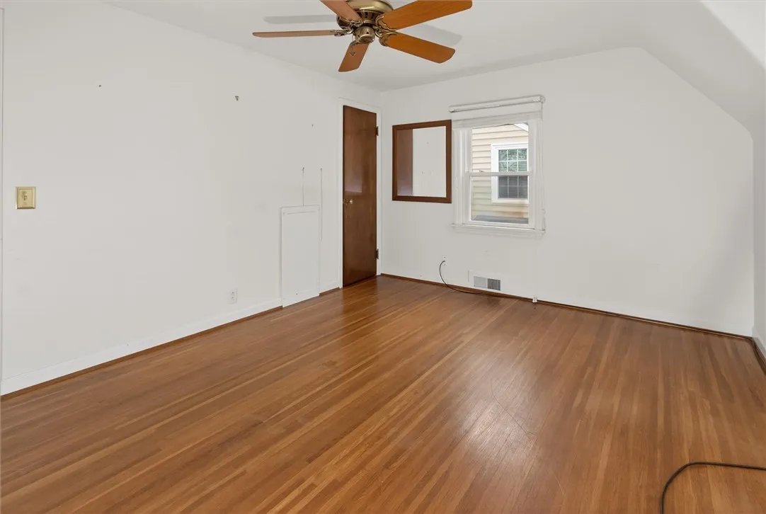 205 Thorncliffe Drive, Irondequoit, New York 14617, Irondequoit, New York 14617, 2 Bedrooms Bedrooms, 8 Rooms Rooms,2 BathroomsBathrooms,Residential,Closed,205 Thorncliffe Drive, Irondequoit, New York 14617,0,R1665007