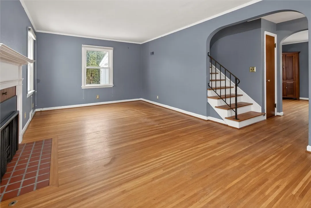 205 Thorncliffe Drive, Irondequoit, New York 14617, Irondequoit, New York 14617, 2 Bedrooms Bedrooms, 8 Rooms Rooms,2 BathroomsBathrooms,Residential,Closed,205 Thorncliffe Drive, Irondequoit, New York 14617,0,R1665007